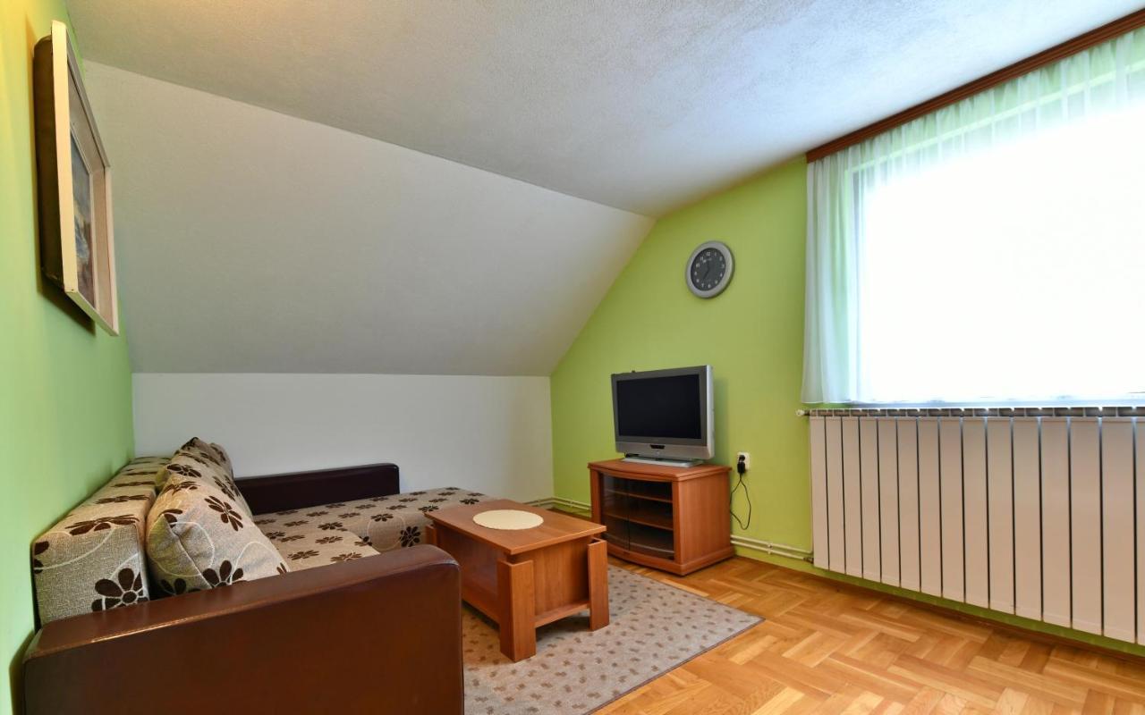 Apartments Alan Saborsko Экстерьер фото
